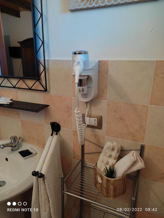 Càbras Room & Relax Eleinad מראה חיצוני תמונה