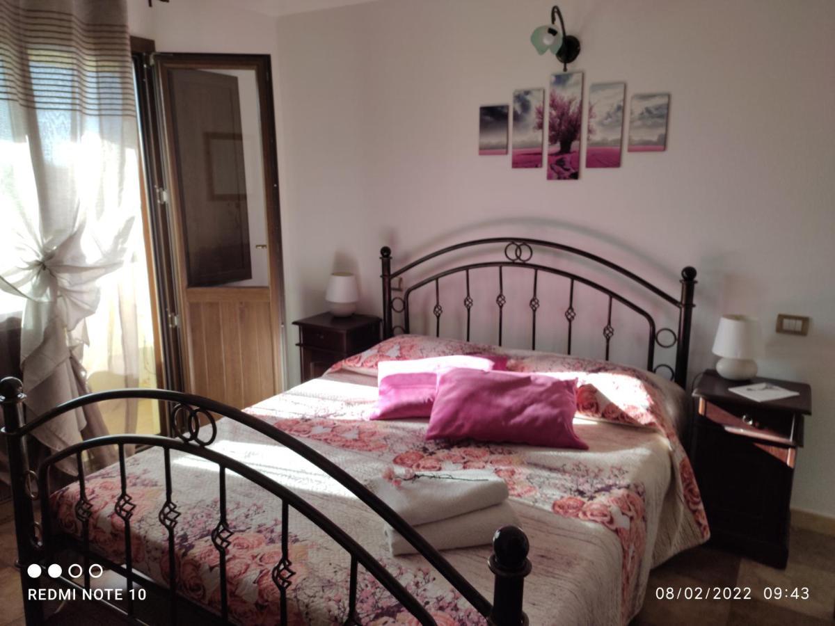 Càbras Room & Relax Eleinad מראה חיצוני תמונה