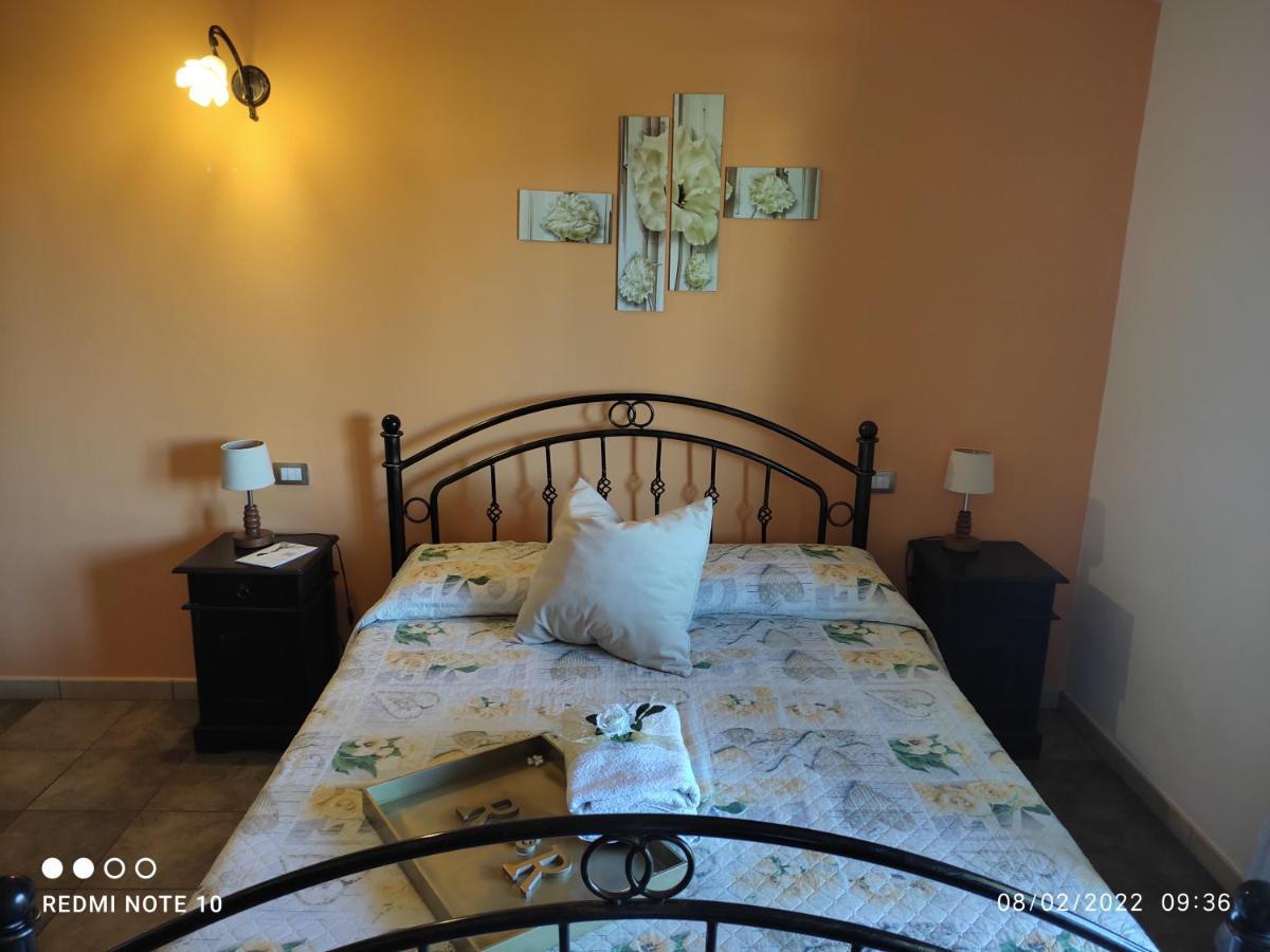Càbras Room & Relax Eleinad מראה חיצוני תמונה