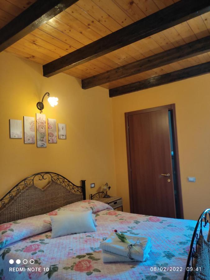 Càbras Room & Relax Eleinad מראה חיצוני תמונה