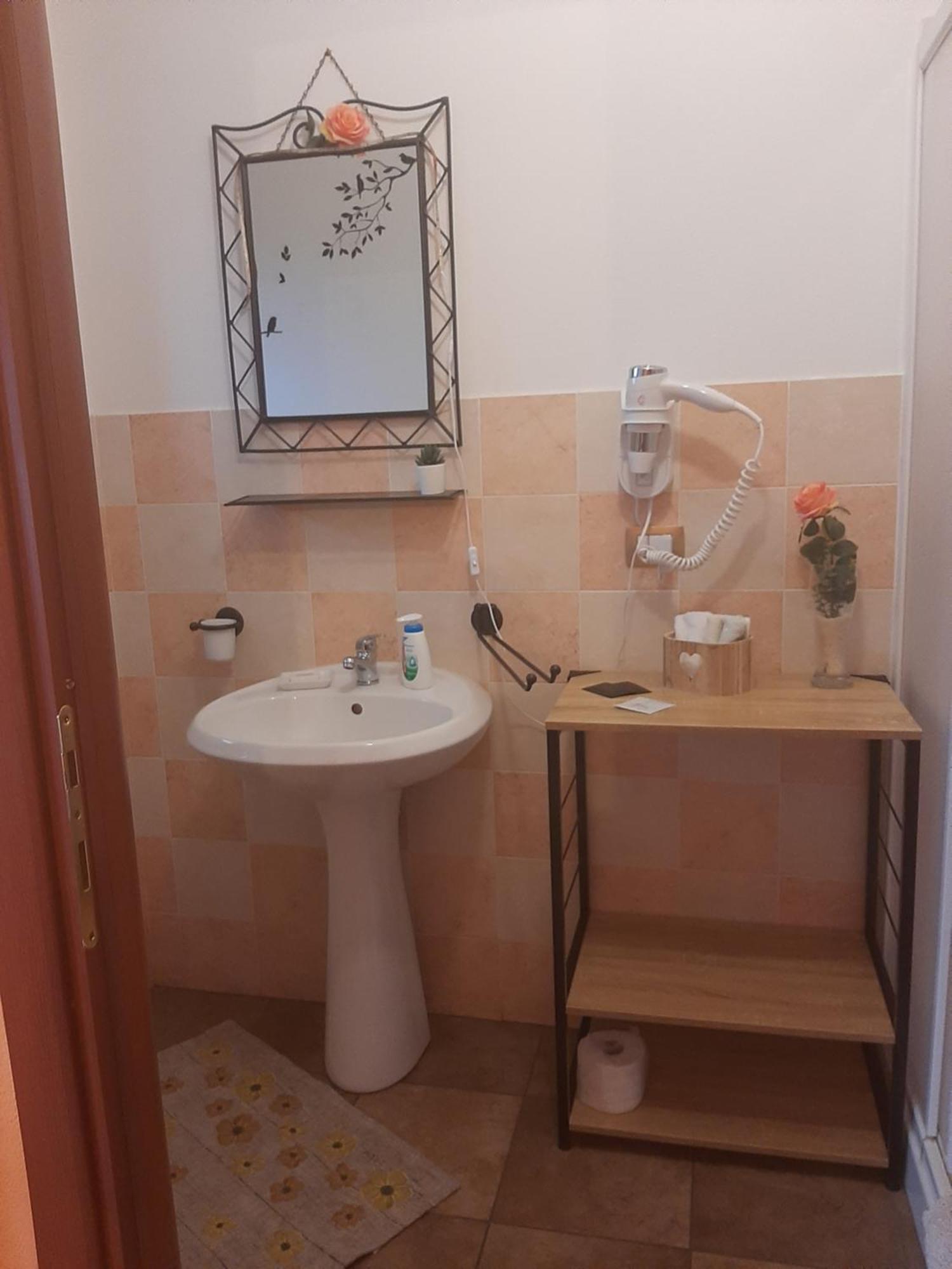 Càbras Room & Relax Eleinad חדר תמונה